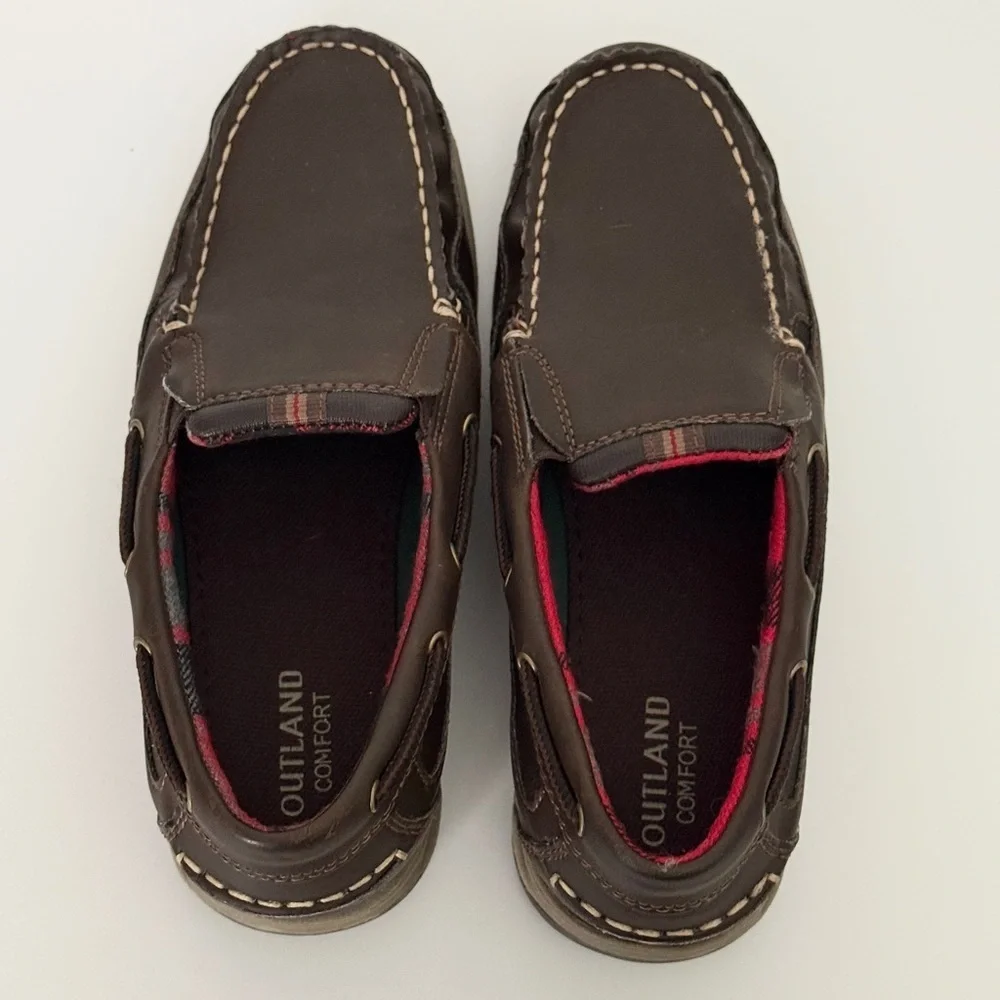 Outland Boys Brown Loafers Size 5.5M